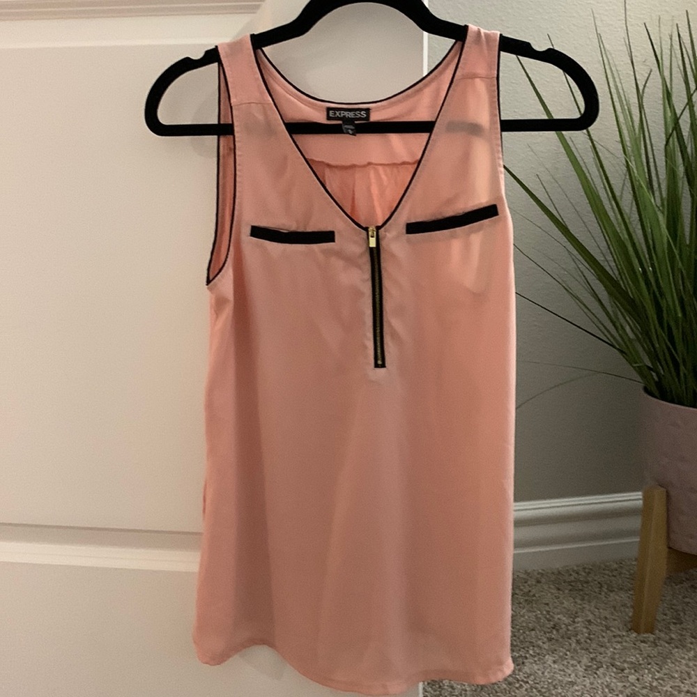Express light pink top, size medium, perfect condition